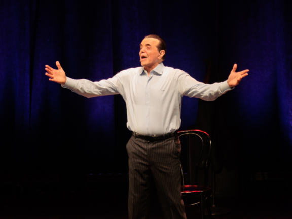 Chazz Palminteri performing A Bronx Tale