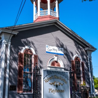 The Robert Shackleton Playhouse