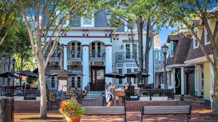 Red Bank street