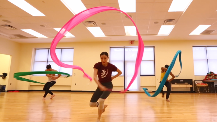 JerseyArts header featuring Nai-Ni Chen dancers